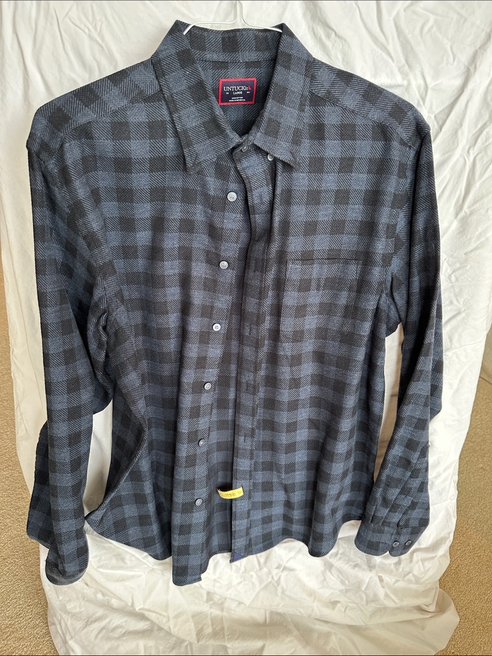 UNTUCKit Men’s Black and Blue Plaid Button-Down Flannel Shirt